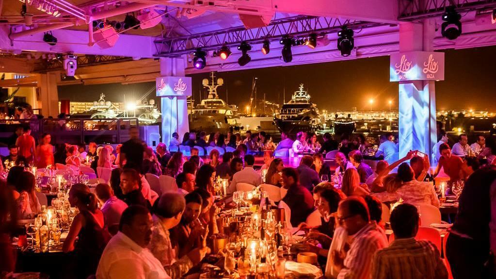 Vakantie op Ibiza met vrienden