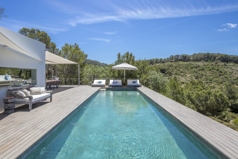 Is 2025 een goed moment om een woning in Ibiza te kopen?